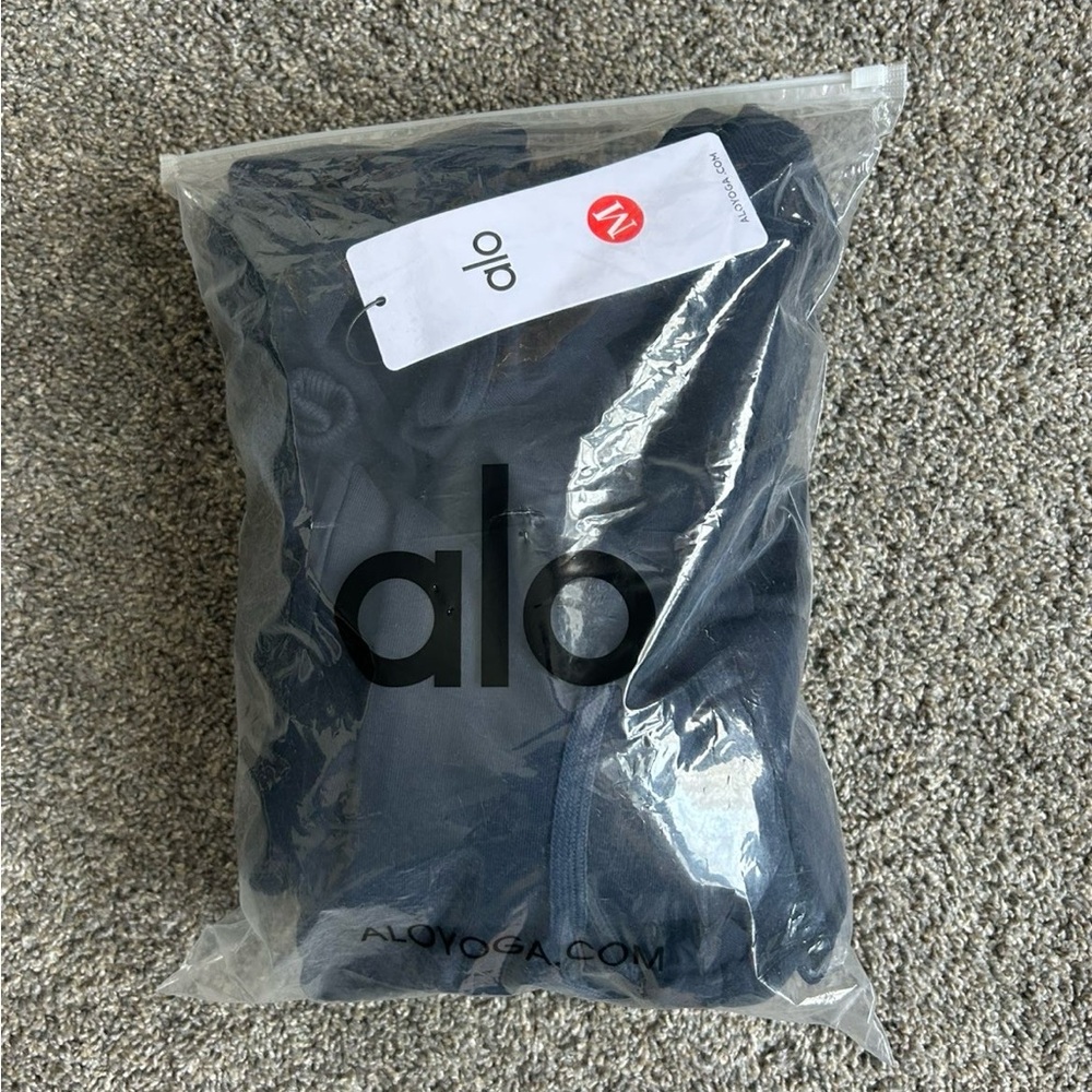 ALO Yoga Deep Blue Leggings